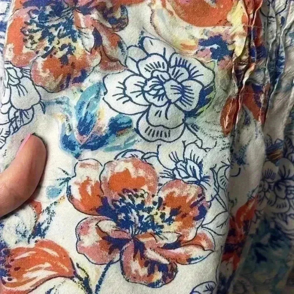 Nine West V-Neck Casual Floral Top Size XL - Picture 4 of 10